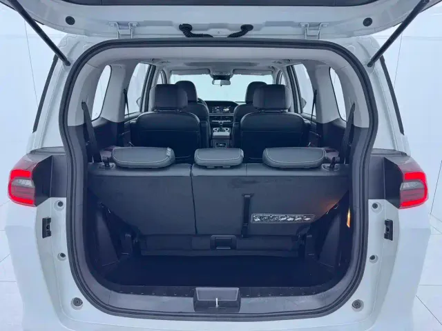 GAC Trumpchi M6 — Фото автомобиля 11