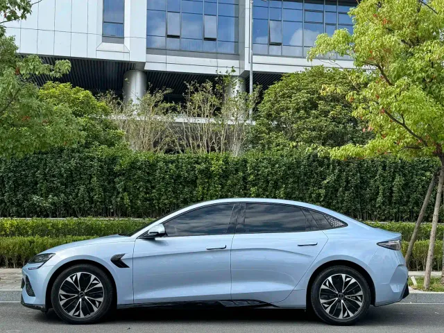 BYD Seal — Фото автомобиля 4