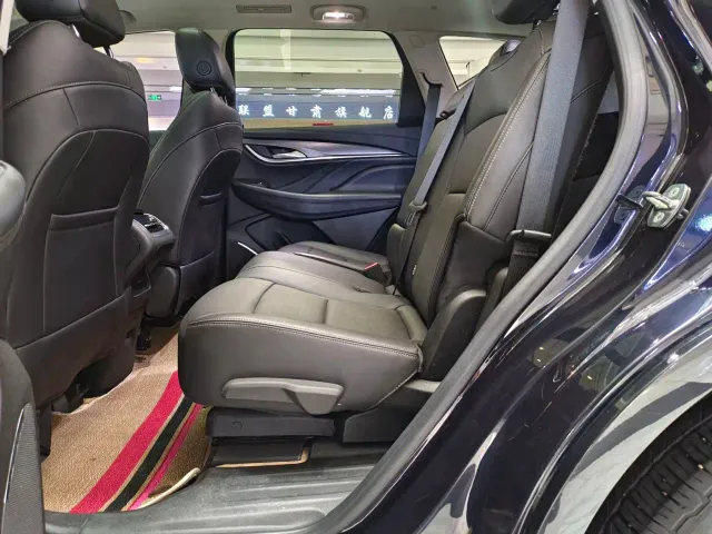 Buick Enclave — Фото автомобиля 11