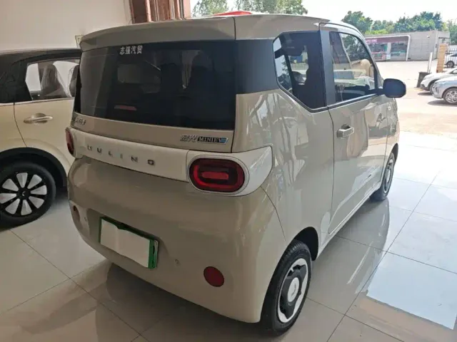 Wuling Hongguang Mini EV — Фото автомобиля 6