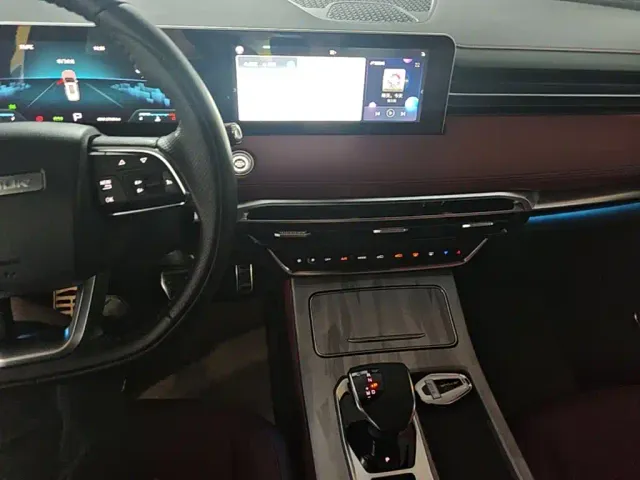 Jetour X70 Plus — Фото автомобиля 9