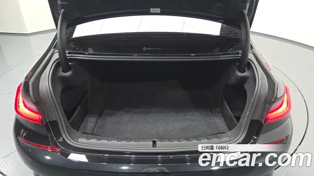 BMW 3-Series 3 серия (G20) 320i M Sport — Фото автомобиля 20