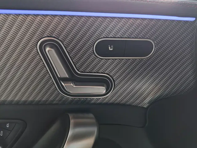 Mercedes-Benz A-Class — Фото автомобиля 20