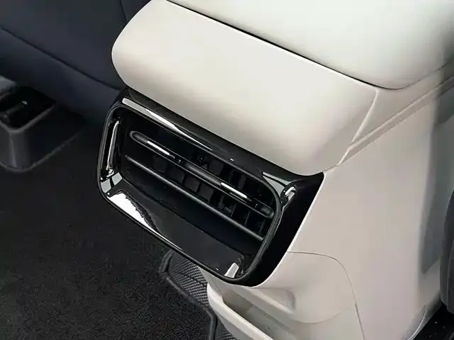 Geely Galaxy E5 — Фото автомобиля 8