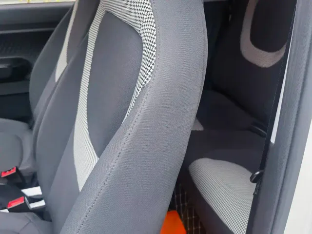 Wuling Hongguang Mini EV — Фото автомобиля 4
