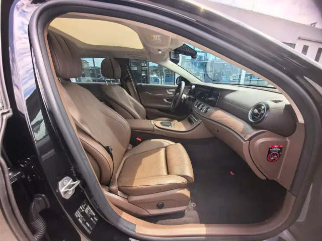 Mercedes-Benz E-Class — Фото автомобиля 10