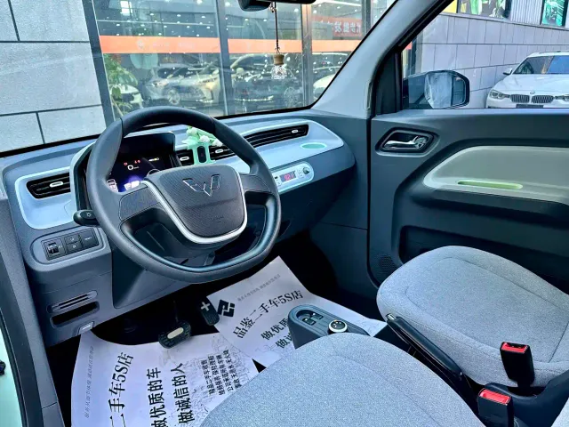 Wuling Hongguang Mini EV — Фото автомобиля 9