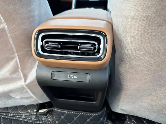 Geely Galaxy Stellar 6 — Фото автомобиля 22