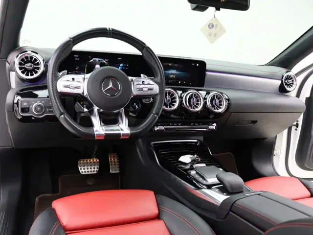 Mercedes-Benz A-Class AMG — Фото автомобиля 9
