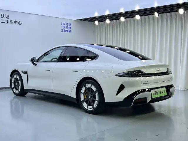 Xiaomi SU7 — Фото автомобиля 5