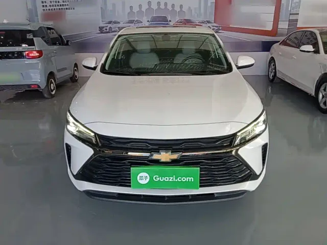Chevrolet Monza — Фото автомобиля 2