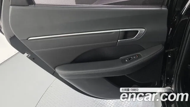 Hyundai Sonata — Фото автомобиля 14