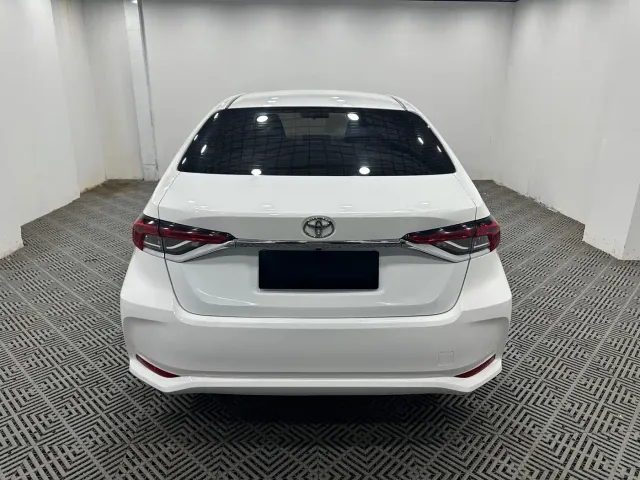 Toyota Corolla — Фото автомобиля 8