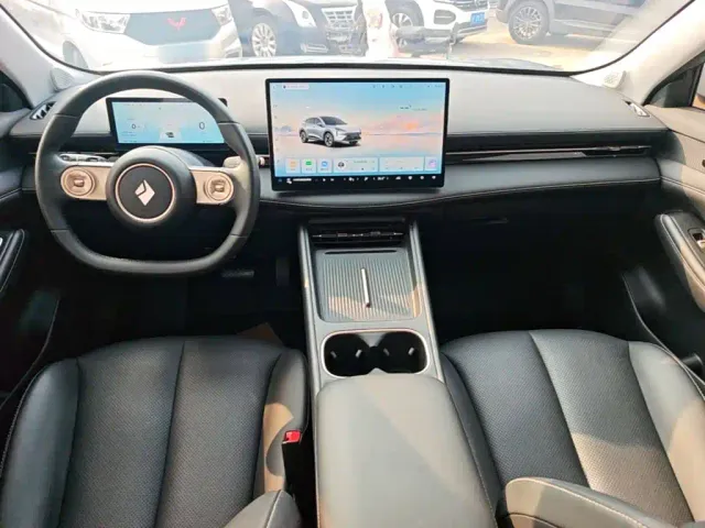 Baojun Yunhai — Фото автомобиля 9