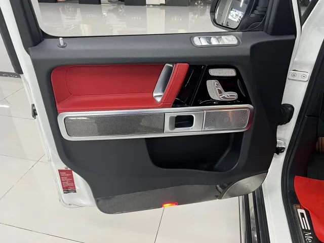 Mercedes-Benz G-Class — Фото автомобиля 17