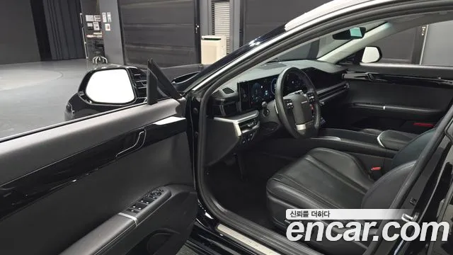 Hyundai Grandeur GN7 — Фото автомобиля 15