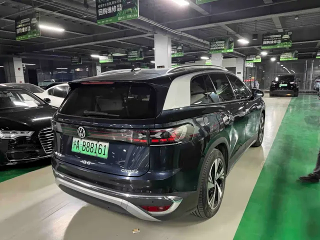 Volkswagen ID.6 Crozz — Фото автомобиля 4