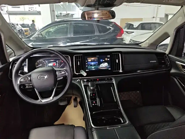 GAC Trumpchi M8 — Фото автомобиля 9