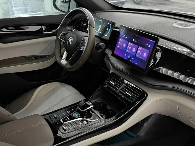 BYD Qin PLUS — Фото автомобиля 20