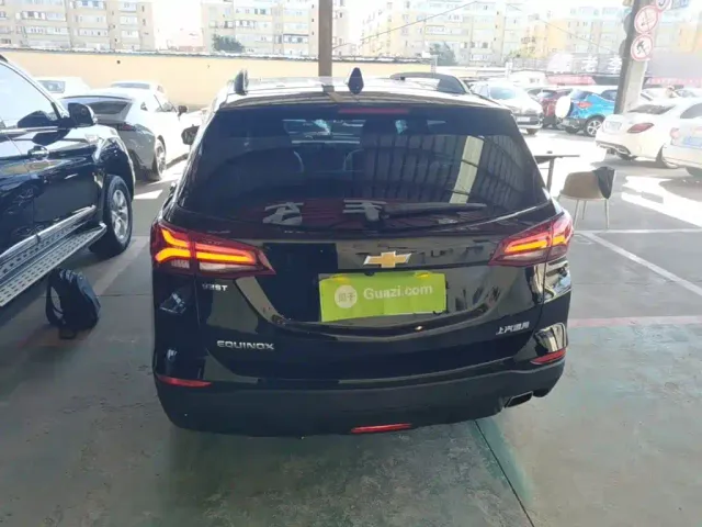 Chevrolet Equinox — Фото автомобиля 5