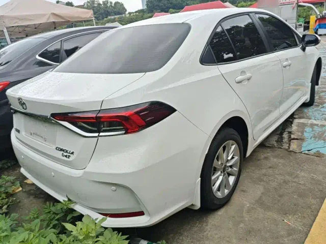 Toyota Corolla — Фото автомобиля 6