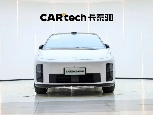 Li Auto i6 — Фото автомобиля 6