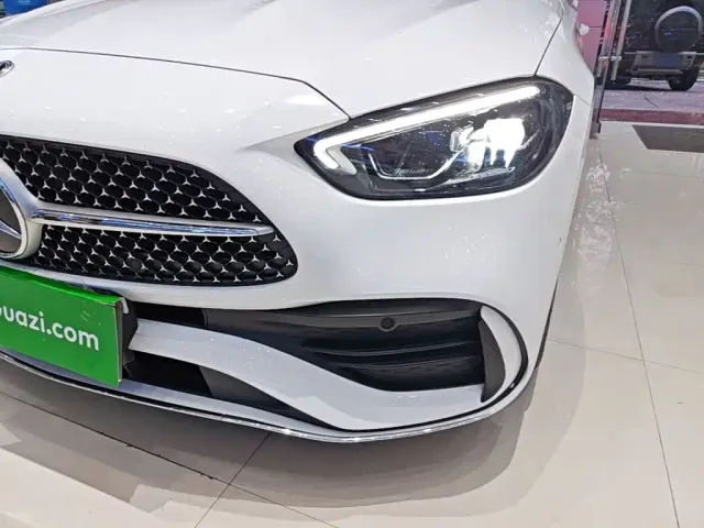 Mercedes-Benz C-Class — Фото автомобиля 22