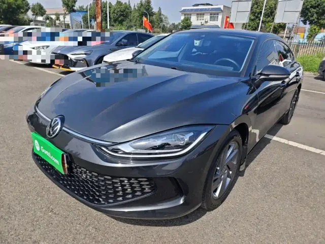 Фотография автомобиля — Volkswagen Lamando