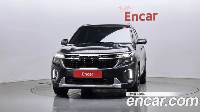 Kia Seltos Бензин 1.6 турбо 2WD — Фото автомобиля 3