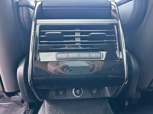 Land Rover Range Rover Sport — Фото автомобиля 18