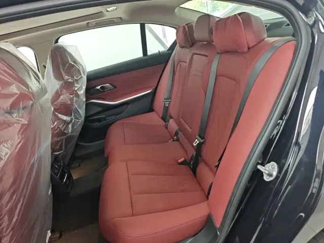 BMW i3 — Фото автомобиля 16