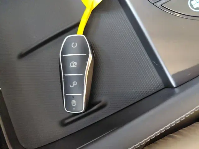 BYD Seal 06 — Фото автомобиля 16