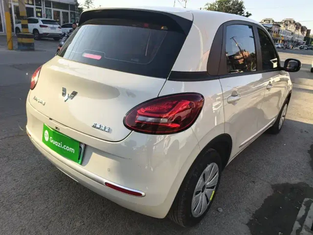 Wuling Bingo — Фото автомобиля 6
