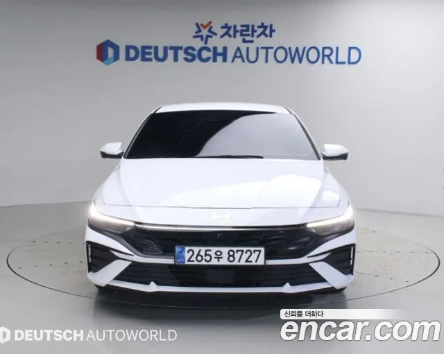Hyundai Avante CN7 — Фото автомобиля 3