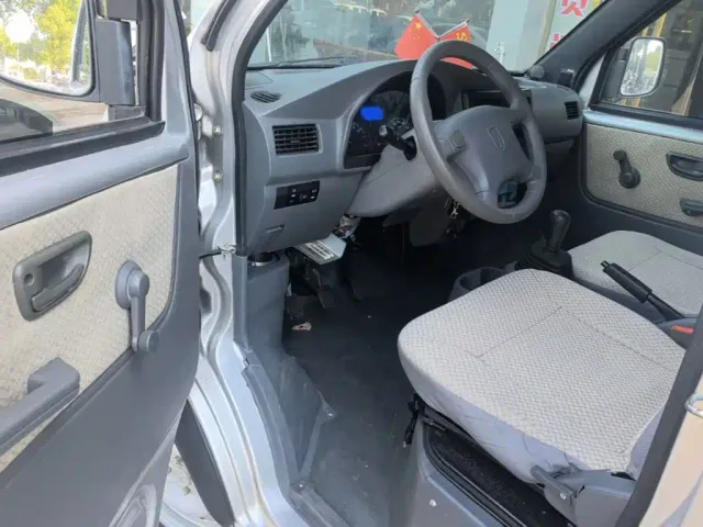 Jinbei T20 — Фото автомобиля 11