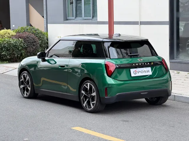 MINI Cooper — Фото автомобиля 7