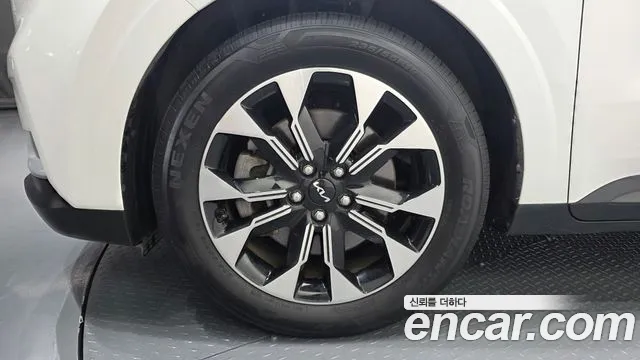 Kia Carnival 4th Gen — Фото автомобиля 5