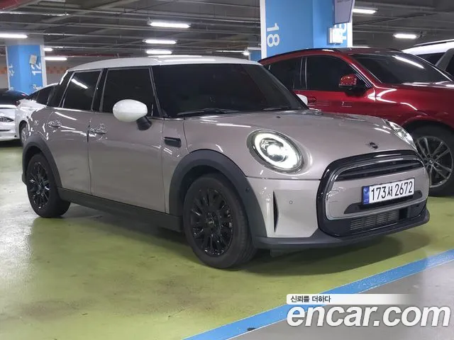 Mini Cooper Cooper 5 дверей Classic — Фото автомобиля 11