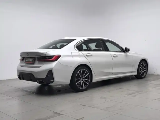 BMW 3 Series — Фото автомобиля 2