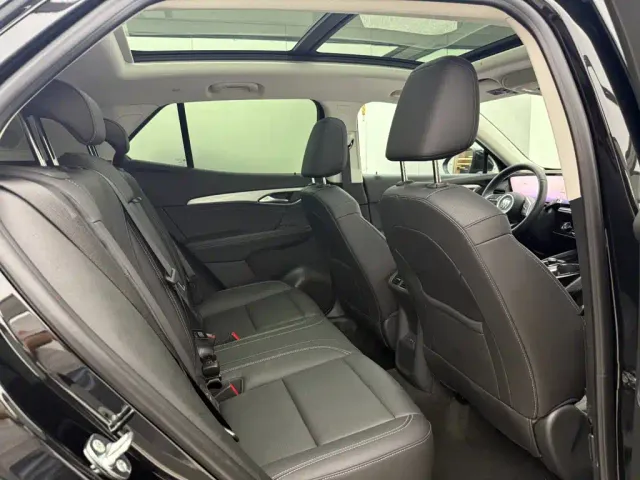Buick Envision S — Фото автомобиля 16
