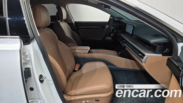 Hyundai Grandeur Grandeur (GN7) 3.5 Бензин 2WD — Фото автомобиля 23