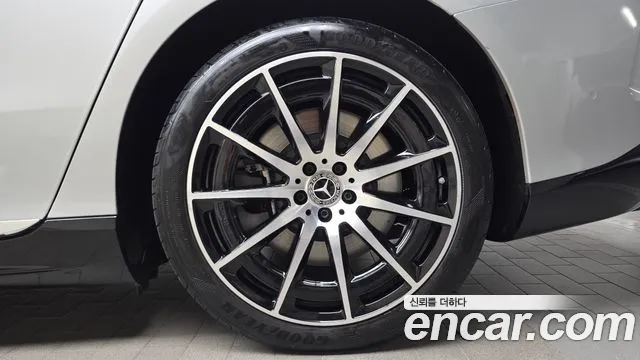 Mercedes-Benz EQS — Фото автомобиля 18