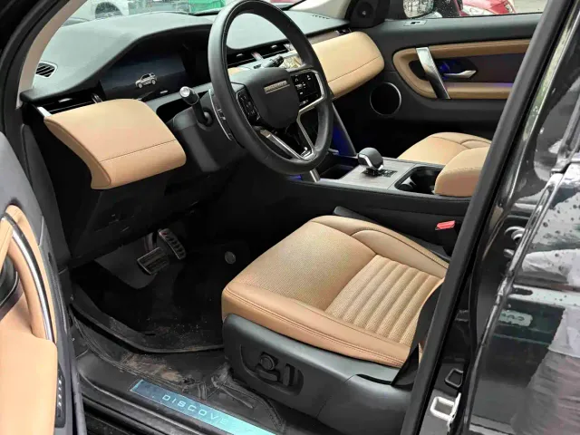 Land Rover Discovery Sport — Фото автомобиля 4
