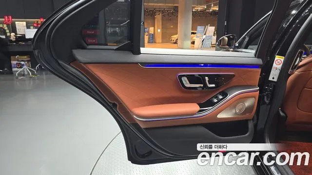 Mercedes-Benz S-Class W223 — Фото автомобиля 14