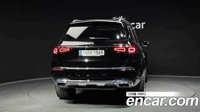 Mercedes-Benz GLS-Class — Фото автомобиля 4