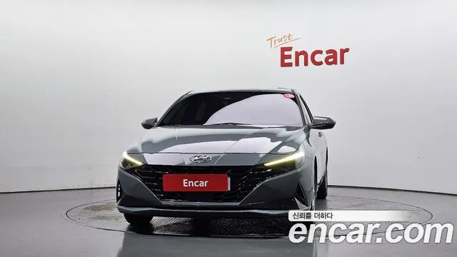 Hyundai Avante CN7 — Фото автомобиля 3