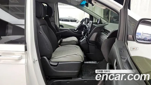 Hyundai Staria Staria Карго 5 мест — Фото автомобиля 11