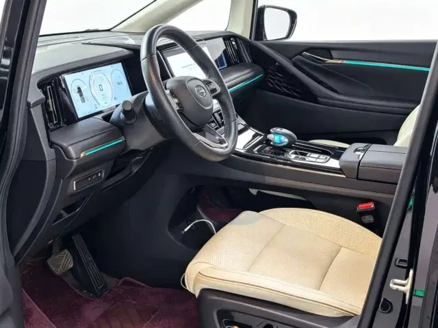 GAC Trumpchi E9 — Фото автомобиля 9