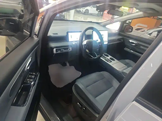 GAC Aion Y — Фото автомобиля 15