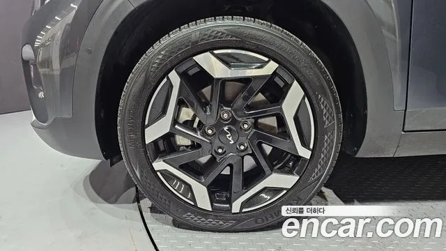 Kia Seltos Бензин 1.6 турбо 2WD — Фото автомобиля 5